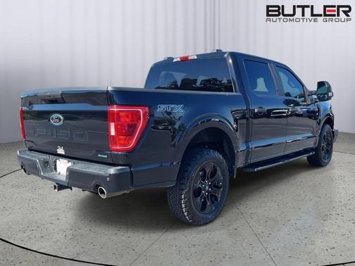 Agate Black 2022 Ford F-150 XL