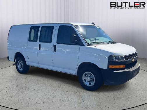 Summit White 2020 Chevrolet Express 2500 Work Van