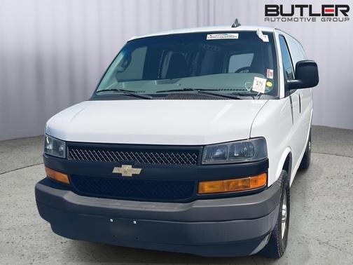 Summit White 2020 Chevrolet Express 2500 Work Van