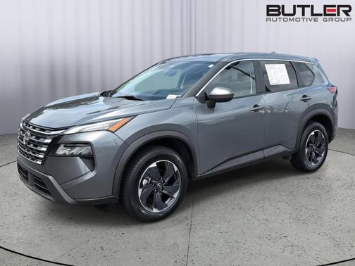 Gun Metallic 2024 Nissan Rogue SV