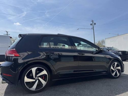 2018 Volkswagen Golf GTI 2.0T Autobahn 4-Door