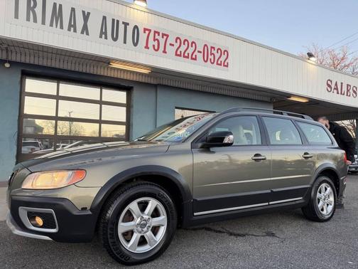 Tan 2009 Volvo XC70 3.2 Wagon