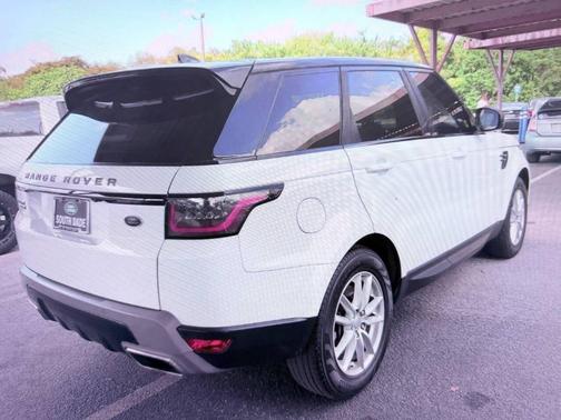 2020 Land Rover Range Rover Sport SE