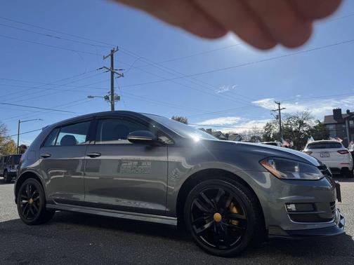 2015 Volkswagen Golf Auto TSI SE