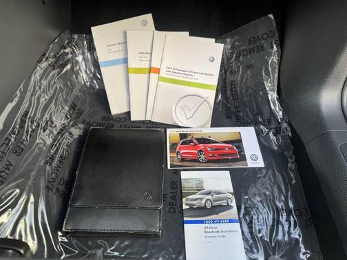 2015 Volkswagen Golf Auto TSI SE