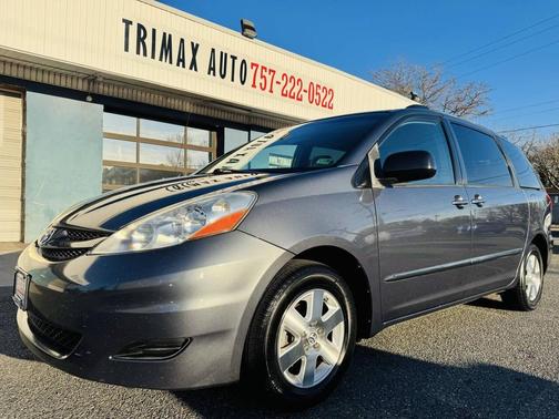 2009 Toyota Sienna LE