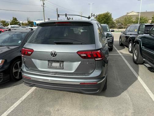 2022 Volkswagen Tiguan 2.0T SE