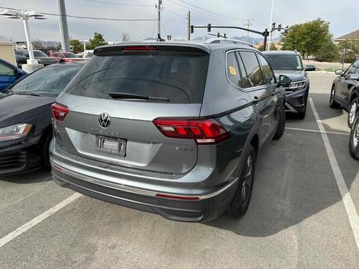 2022 Volkswagen Tiguan 2.0T SE