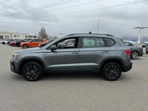 2022 Volkswagen Taos 1.5T S