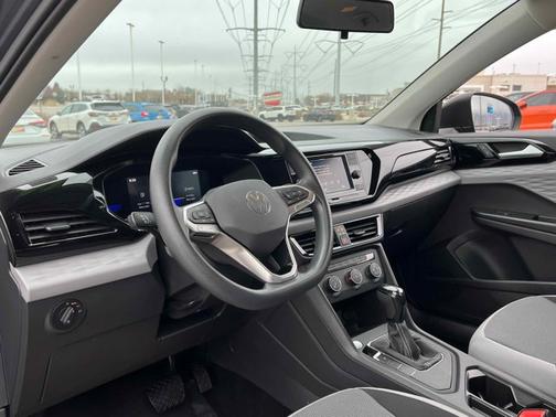 2022 Volkswagen Taos 1.5T S