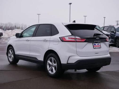 2023 Ford Edge SE