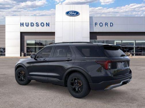 Agate Black Metallic 2026 Ford Explorer Tremor