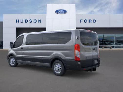 2025 Ford Transit-350 XL
