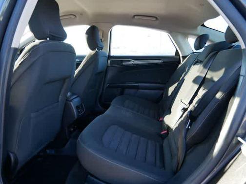 2018 Ford Fusion Hybrid SE