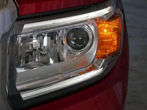 Red Quartz Tintcoat 2019 GMC Canyon SLT