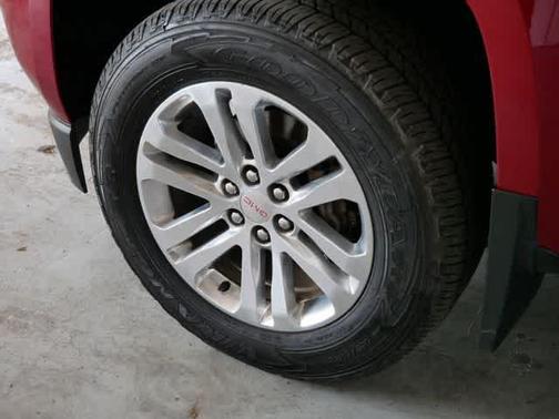 Red Quartz Tintcoat 2019 GMC Canyon SLT