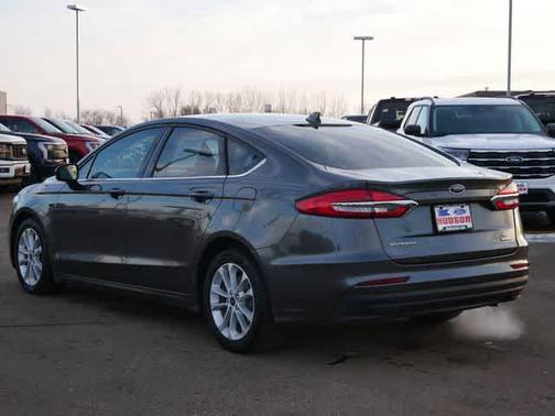 2020 Ford Fusion Hybrid SE