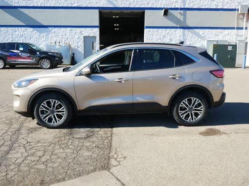2021 Ford Escape SEL