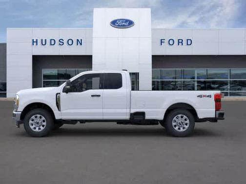 2025 Ford F-350 XLT