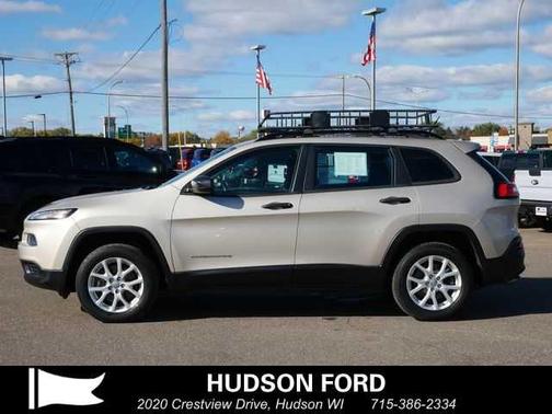 2015 Jeep Cherokee Sport
