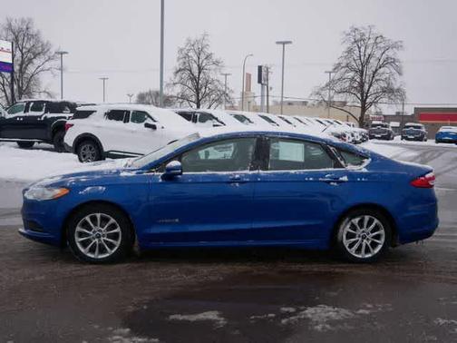 2017 Ford Fusion Hybrid SE