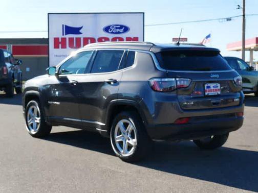 2024 Jeep Compass Latitude