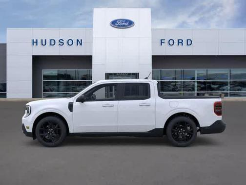 Oxford White 2025 Ford Maverick Lariat