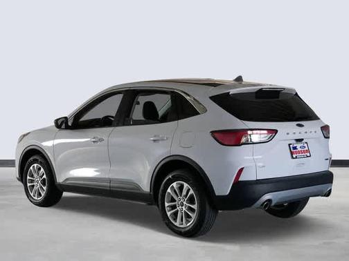 Oxford White 2022 Ford Escape SE
