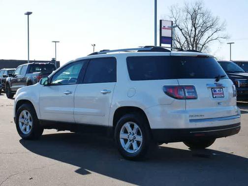 2015 GMC Acadia SLE-2