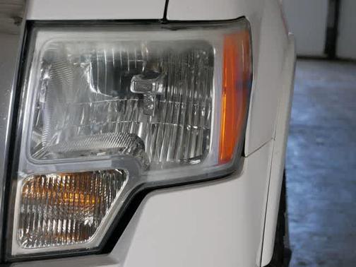 White Platinum Metallic Tri-Coat 2011 Ford F-150 Lariat
