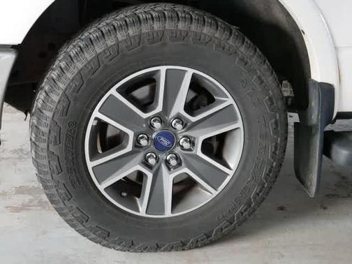 White Platinum Metallic Tri-Coat 2011 Ford F-150 Lariat