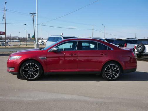Ruby Red Metallic Tinted Clearcoat 2019 Ford Taurus Limited