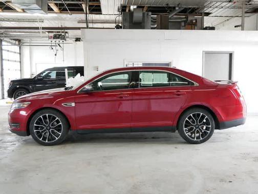 2019 Ford Taurus Limited