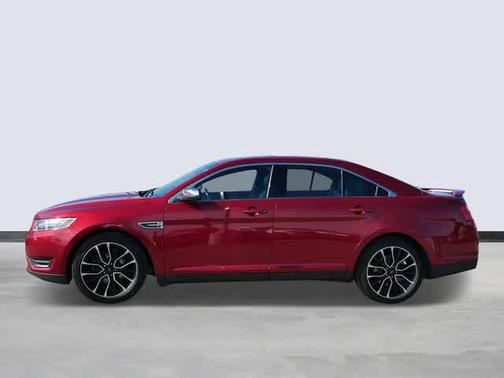 Ruby Red Metallic Tinted Clearcoat 2019 Ford Taurus Limited