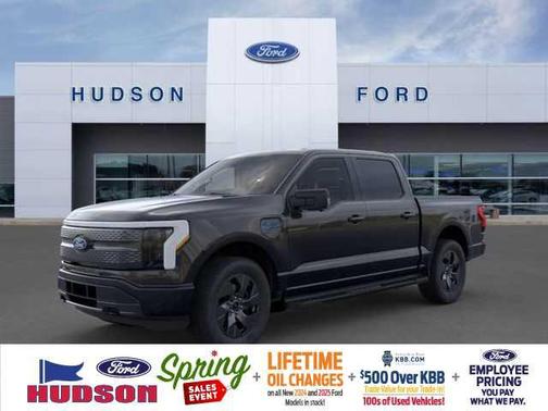 2025 Ford F-150 Lightning Flash