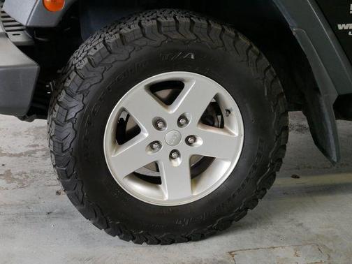 Black Clearcoat 2015 Jeep Wrangler Unlimited Sport