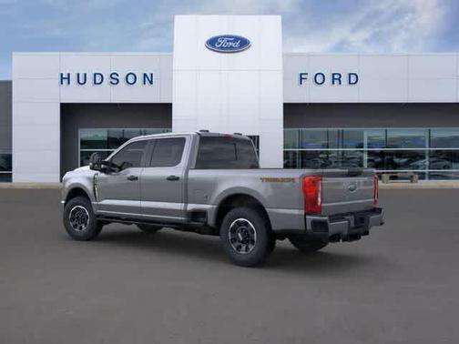 2025 Ford F-350 XLT