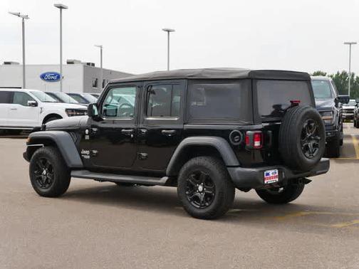 2018 Jeep Wrangler Unlimited Sport