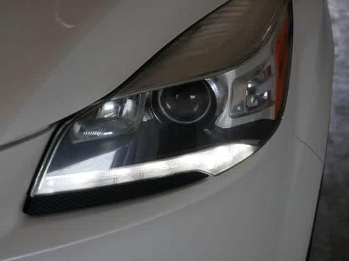 White Platinum Tricoat 2014 Ford Escape Titanium