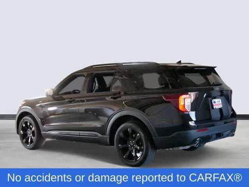 Agate Black Metallic 2023 Ford Explorer ST-Line
