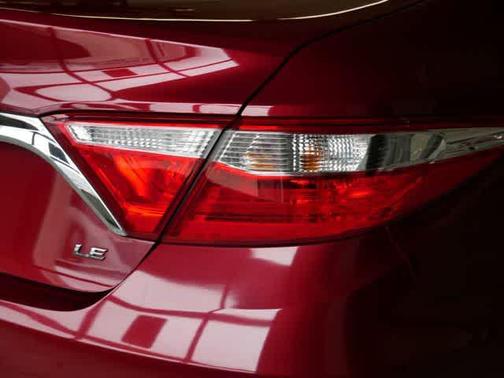 Ruby Flare Pearl 2015 Toyota Camry LE