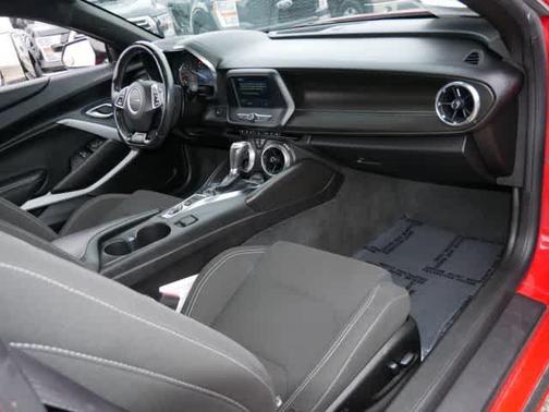 2019 Chevrolet Camaro 1LT