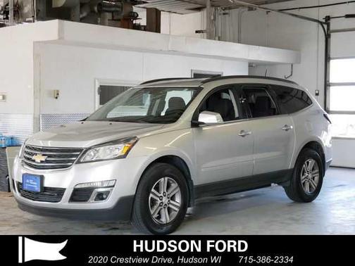 Silver Ice Metallic 2017 Chevrolet Traverse 1LT