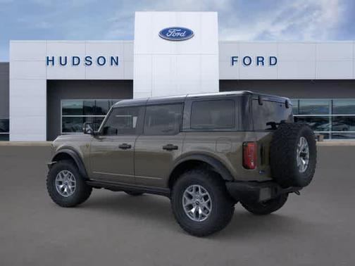Marsh Gray 2025 Ford Bronco Badlands