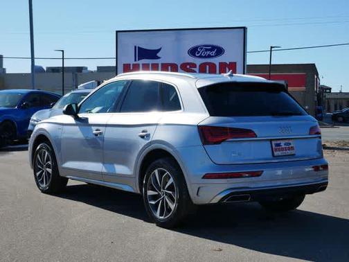 2023 Audi Q5 45 S line Premium Plus