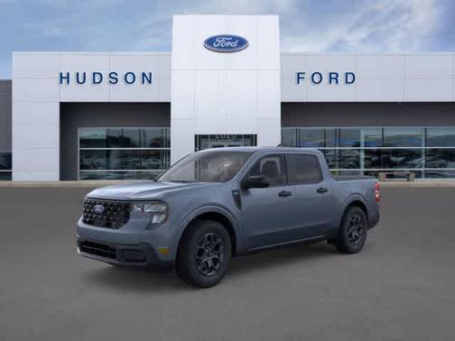 Azure Gray Metallic Tri-Coat 2026 Ford Maverick XLT