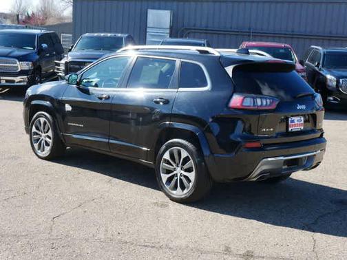 2019 Jeep Cherokee Overland