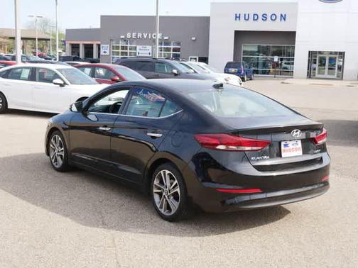2017 Hyundai ELANTRA Limited