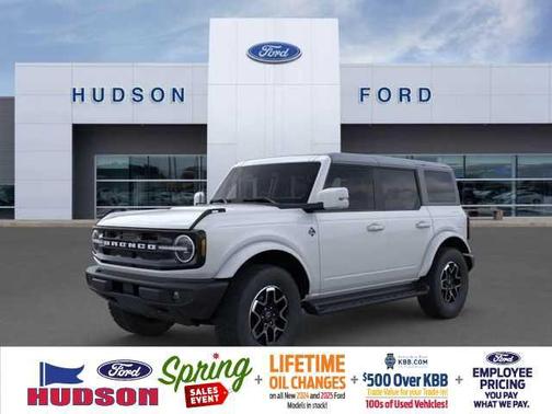 2025 Ford Bronco Outer Banks