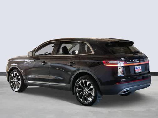 Infinite Black Metallic Clearcoat 2023 Lincoln Nautilus Reserve